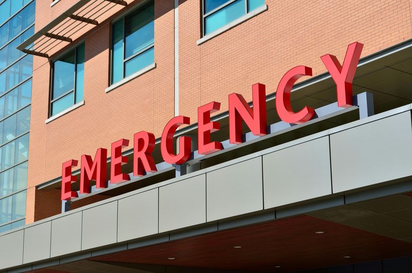 May be an image of ambulance, hospital and text that says 'EMERGEN SMERGENG EMER GENCY GENGY'