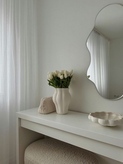 No photo description available.